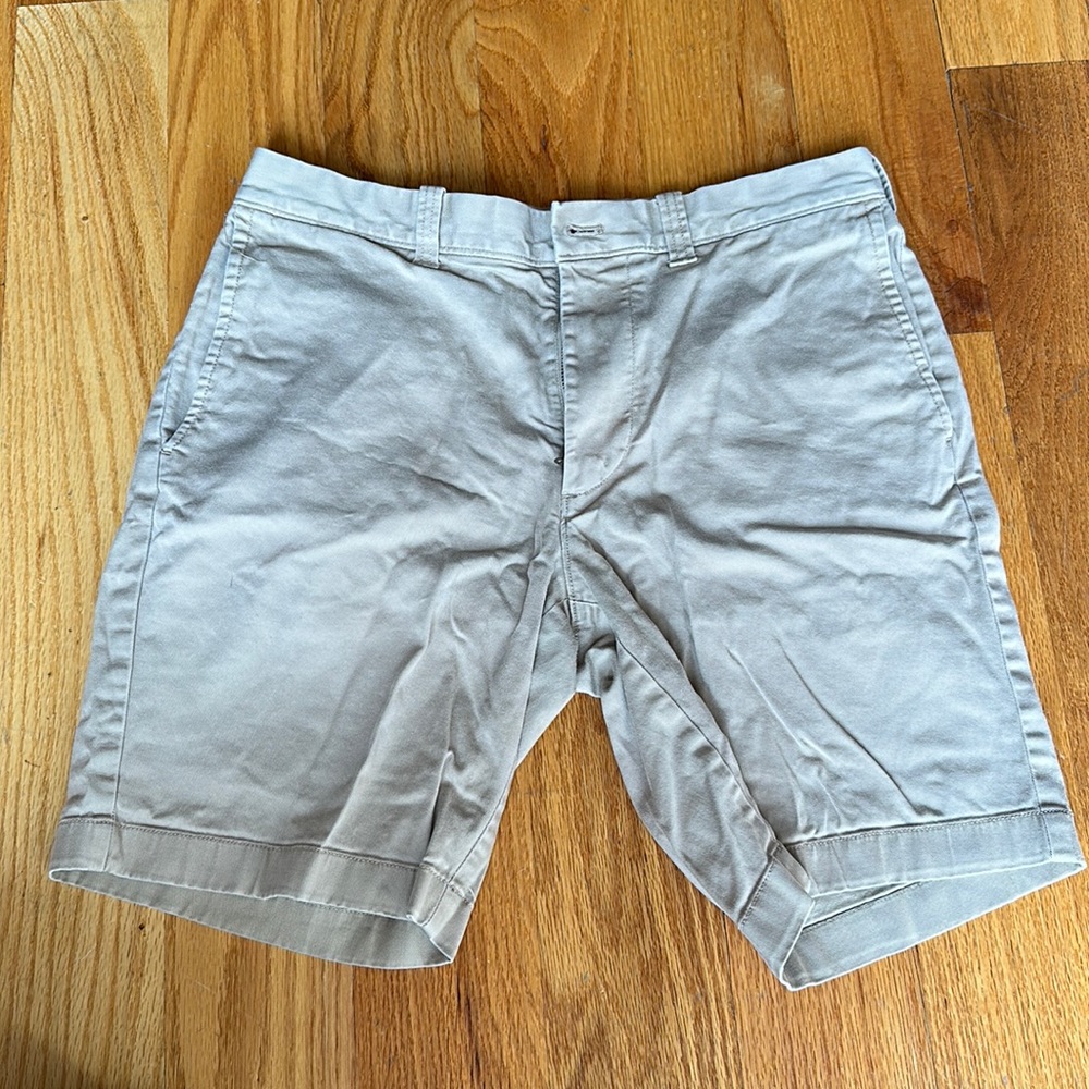 JCREW mercantile men’s flex khaki shorts